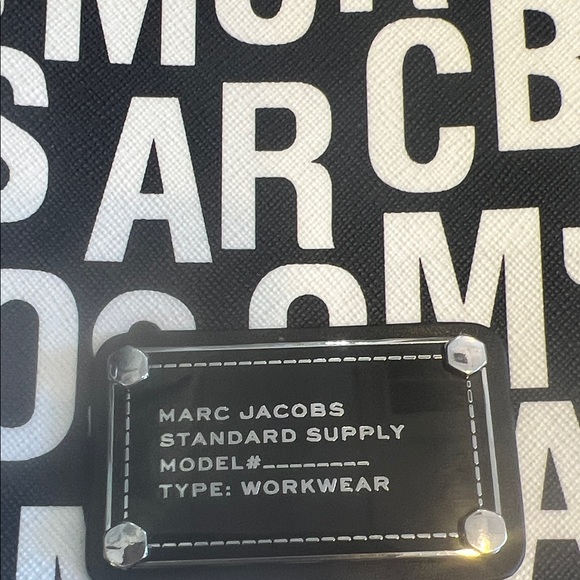 Marc Jacobs Black and White Logo Bag - Picture 2 of 6